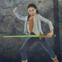 Lightsaber Forge, Sabre Laser De Yoda à Lame Verte Extensible -EspaceKids Promos Boutique lightsaber forge sabre laser de yoda a lame verte extensible 9